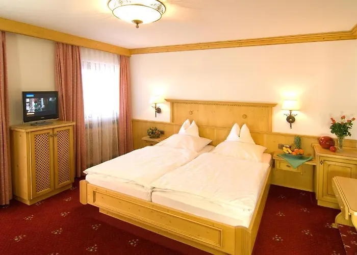 Gaestehaus Weisses Roessl Hotel