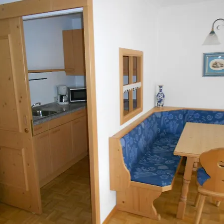 Gaestehaus Weisses Roessl